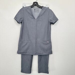 FIGS Women's Scrub Set Graphite Gray Casma Yola Skinny Scrub XXS/XXS Petite